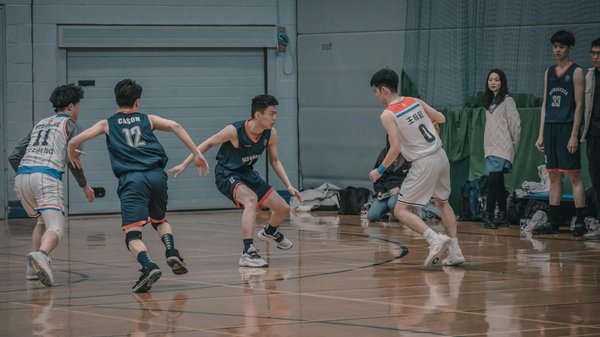 What are the most effective drills to enhance lateral quickness in UK basketball players?